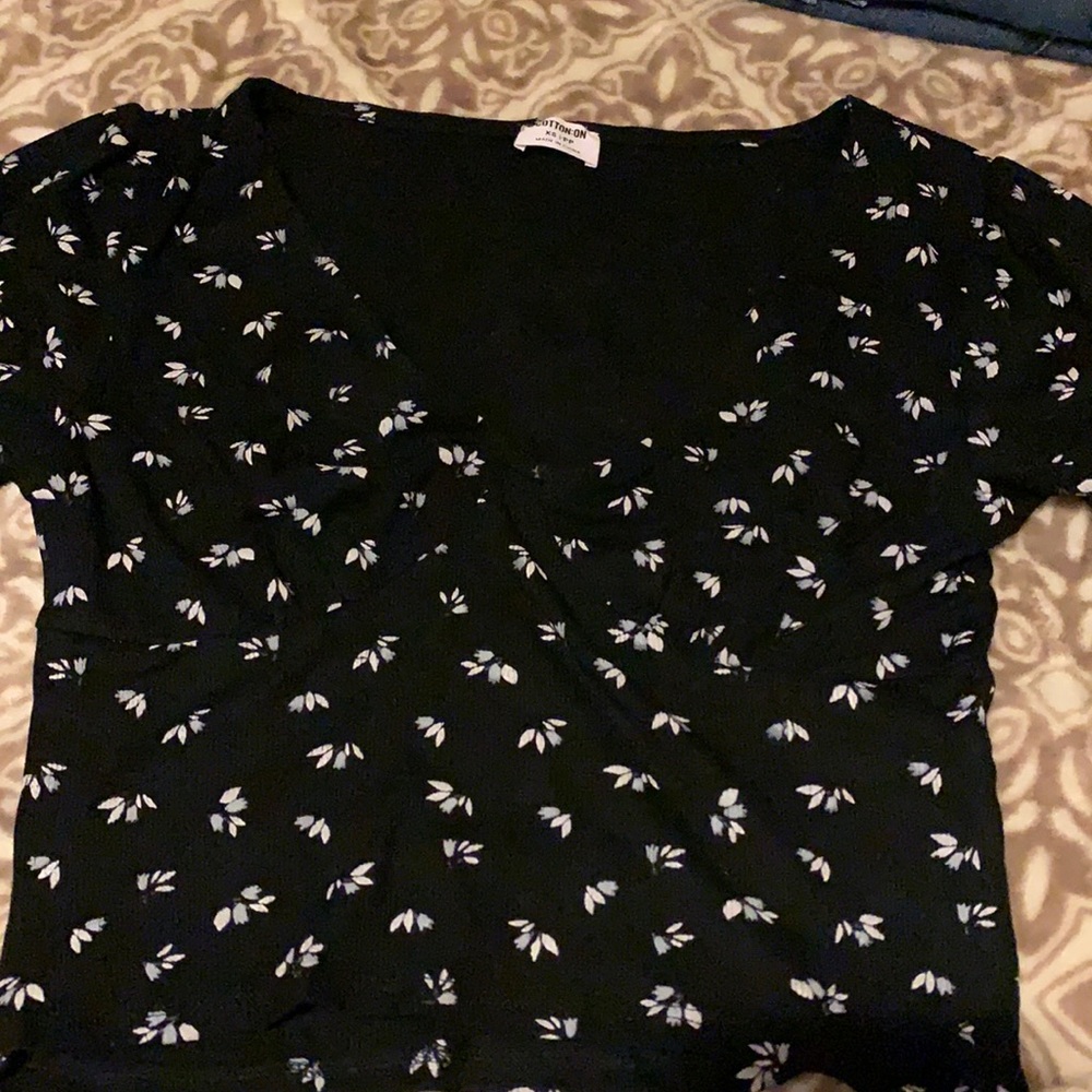 Cotton on crop top size S